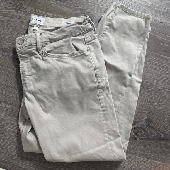 L'Homme Slim Brushed Twill in Milk Beige - Picture 8 of 8